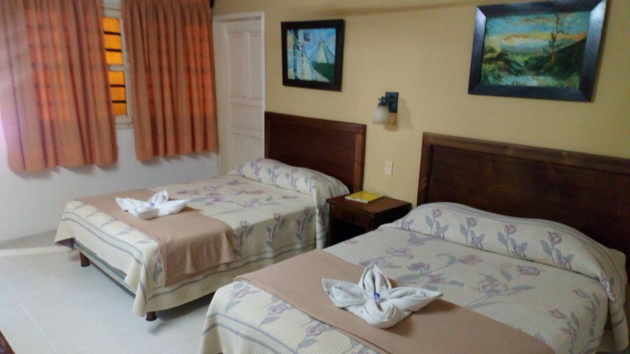 Hotel San Clemente فالادوليد المظهر الخارجي الصورة
