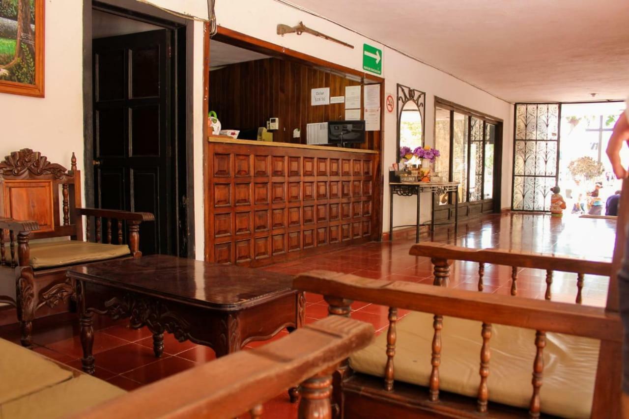 Hotel San Clemente فالادوليد المظهر الخارجي الصورة